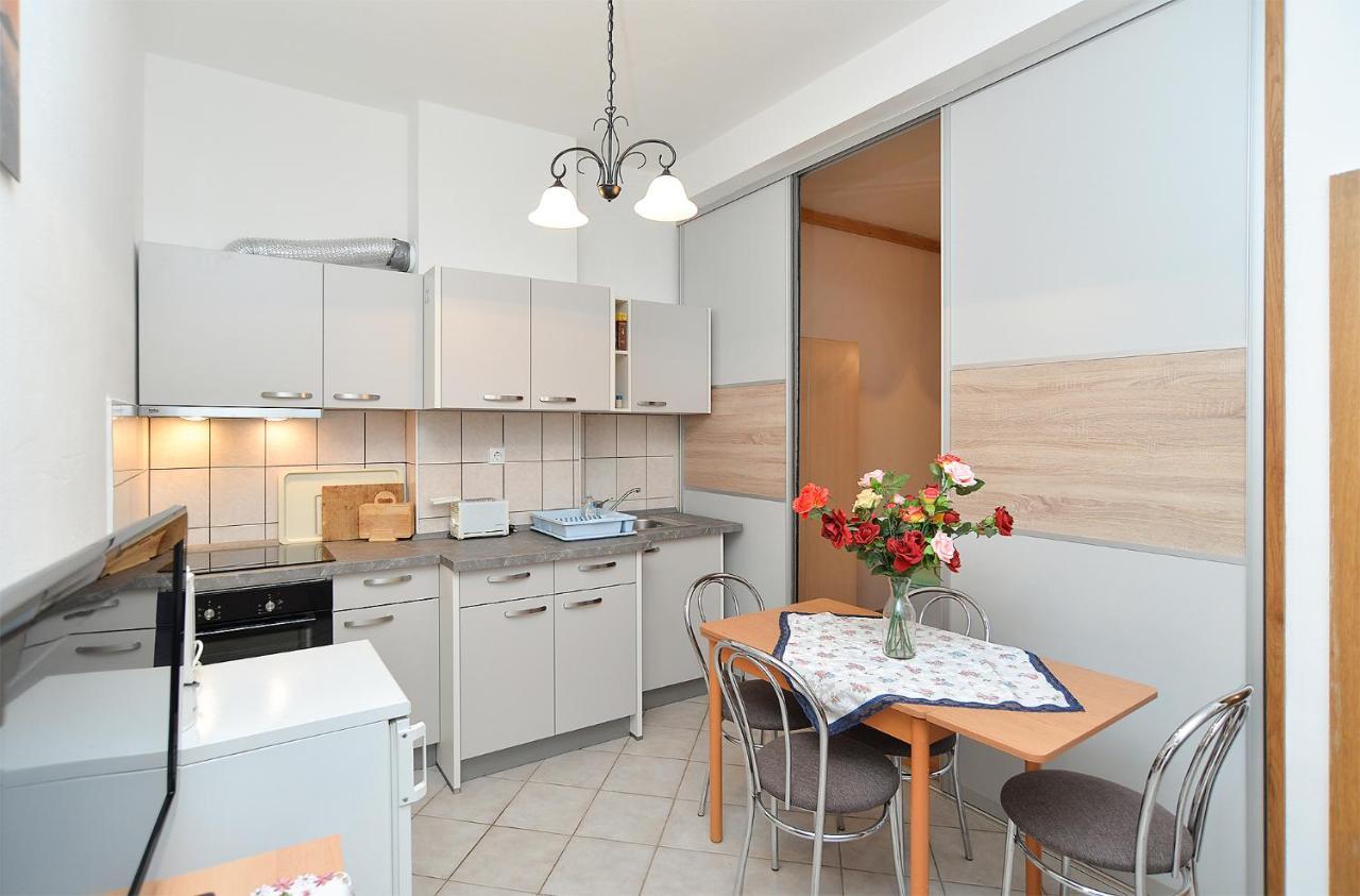 Apartments Joko 1160 Пула Екстериор снимка