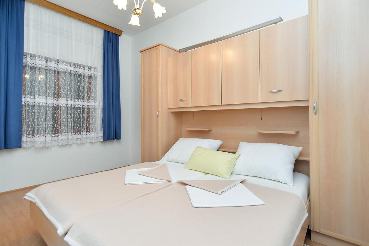 Apartments Joko 1160 Пула Екстериор снимка