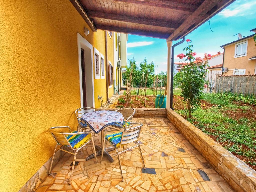 Apartments Joko 1160 Пула Екстериор снимка