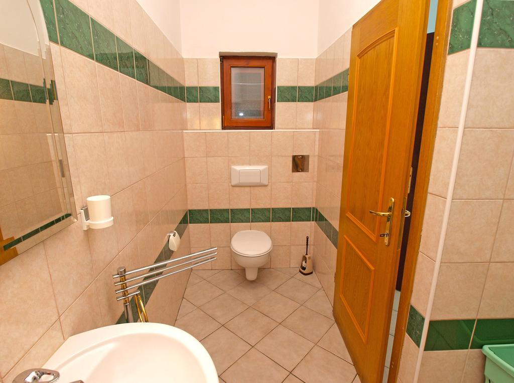 Apartments Joko 1160 Пула Екстериор снимка