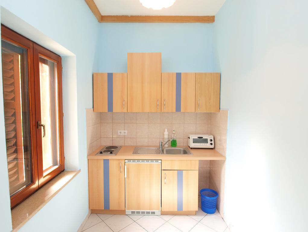 Apartments Joko 1160 Пула Екстериор снимка
