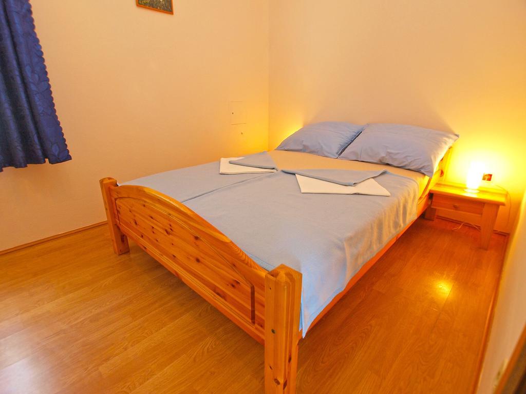Apartments Joko 1160 Пула Екстериор снимка